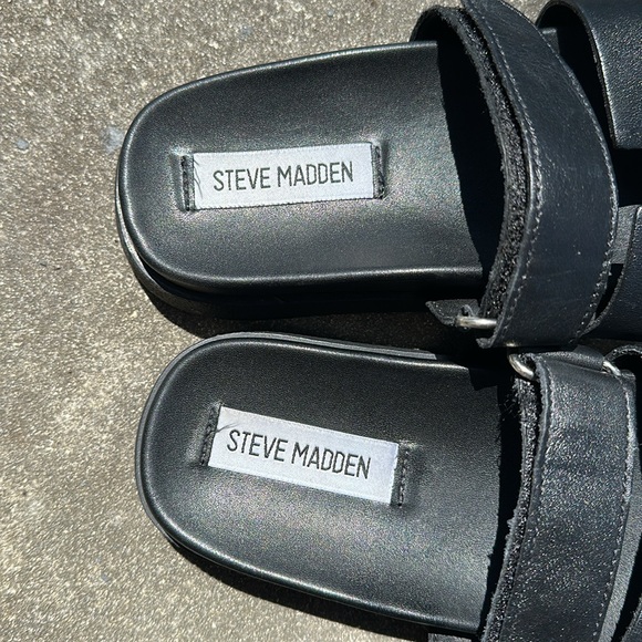 Steve Madden Mayven Black Leather Sandal - Picture 2 of 5
